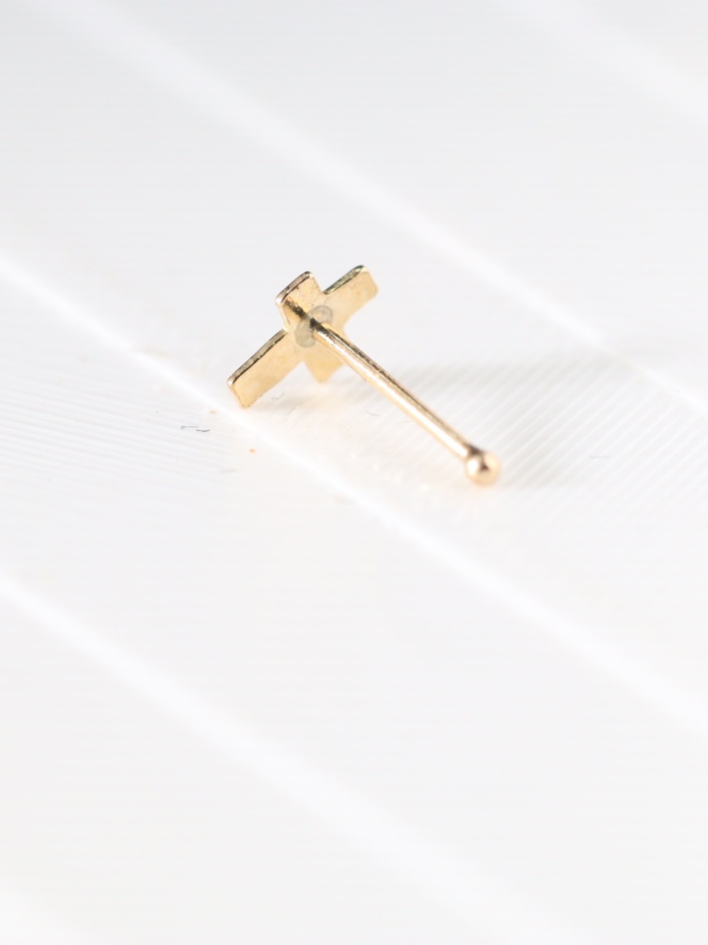 9kt Gold Mini cross Nose Stud Piercing 22 gauge New